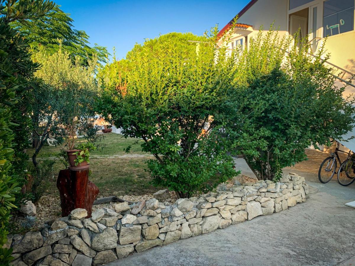 Apartments Gurman Supetarska Draga Εξωτερικό φωτογραφία