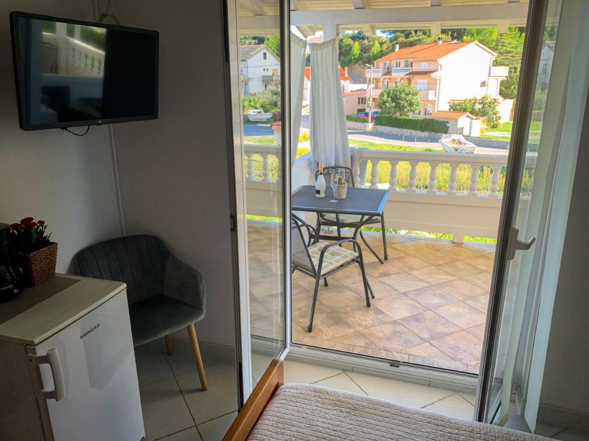 Apartments Gurman Supetarska Draga Εξωτερικό φωτογραφία