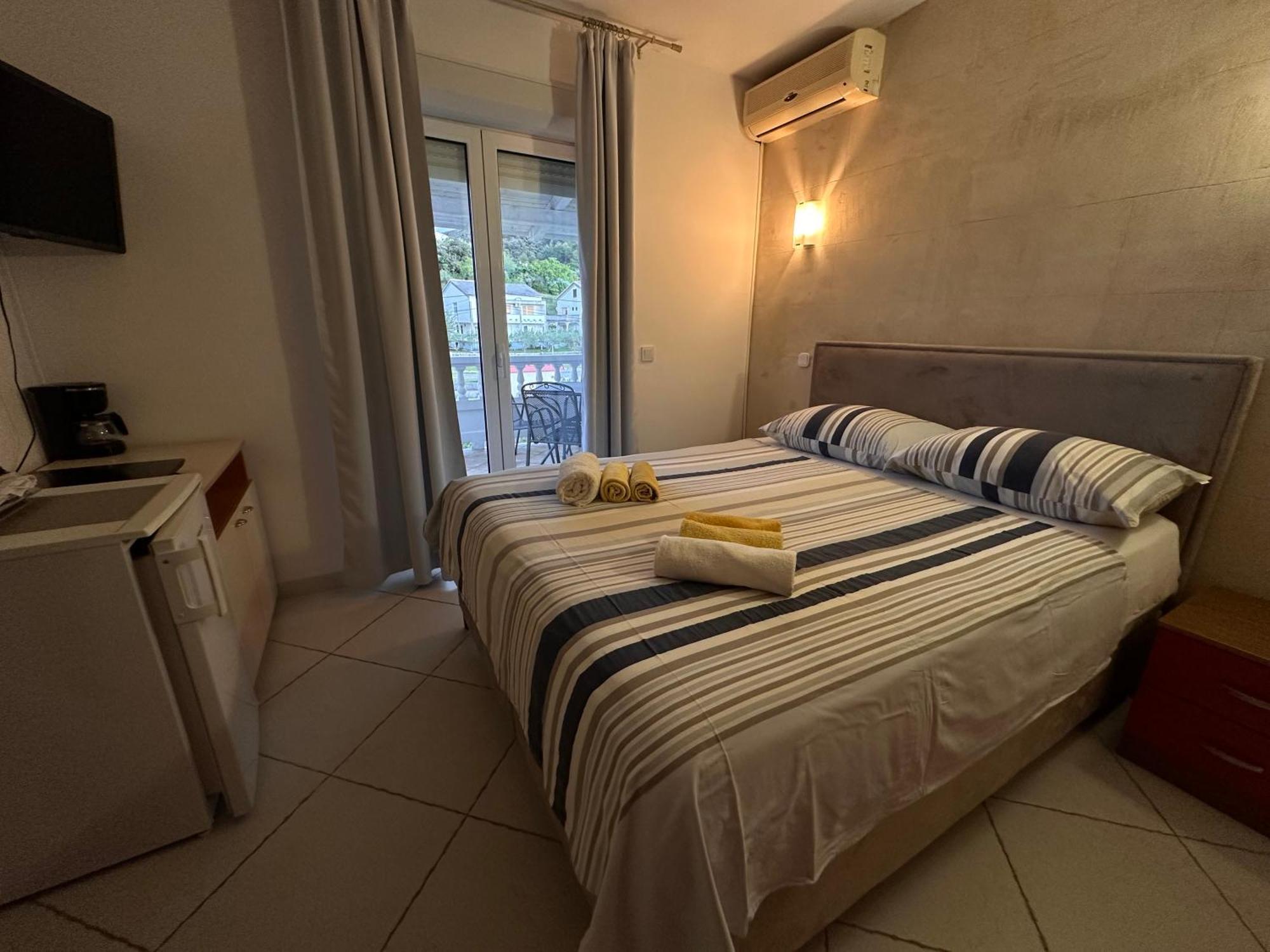 Apartments Gurman Supetarska Draga Εξωτερικό φωτογραφία